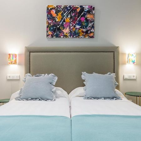 Apartamentos La Xiuca Playa Gijón Esterno foto