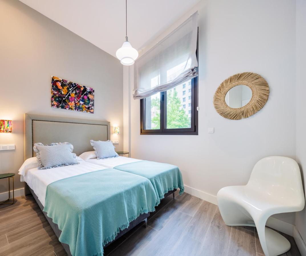 Apartamentos La Xiuca Playa Gijón Esterno foto