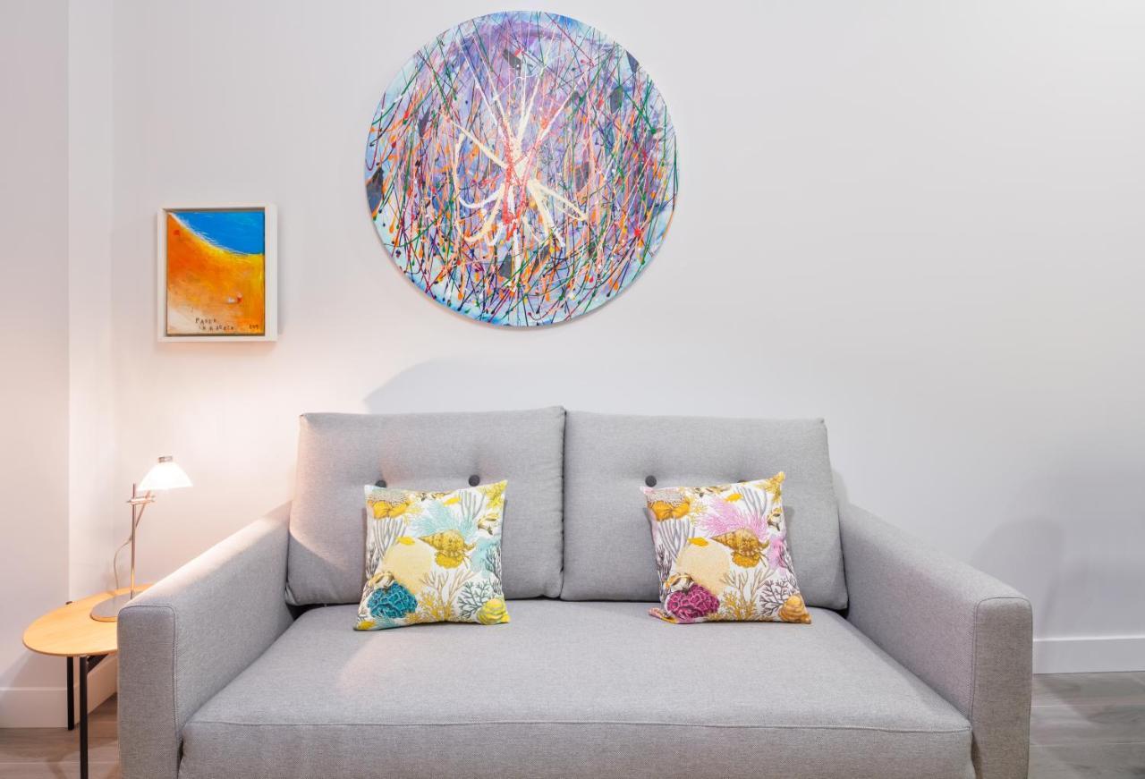Apartamentos La Xiuca Playa Gijón Esterno foto
